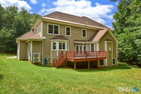 5 Biltmore Court Avon CT 06001