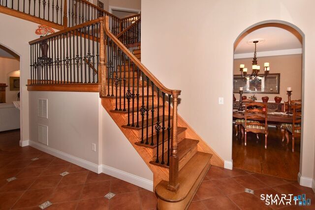 5 Biltmore Court Avon CT 06001