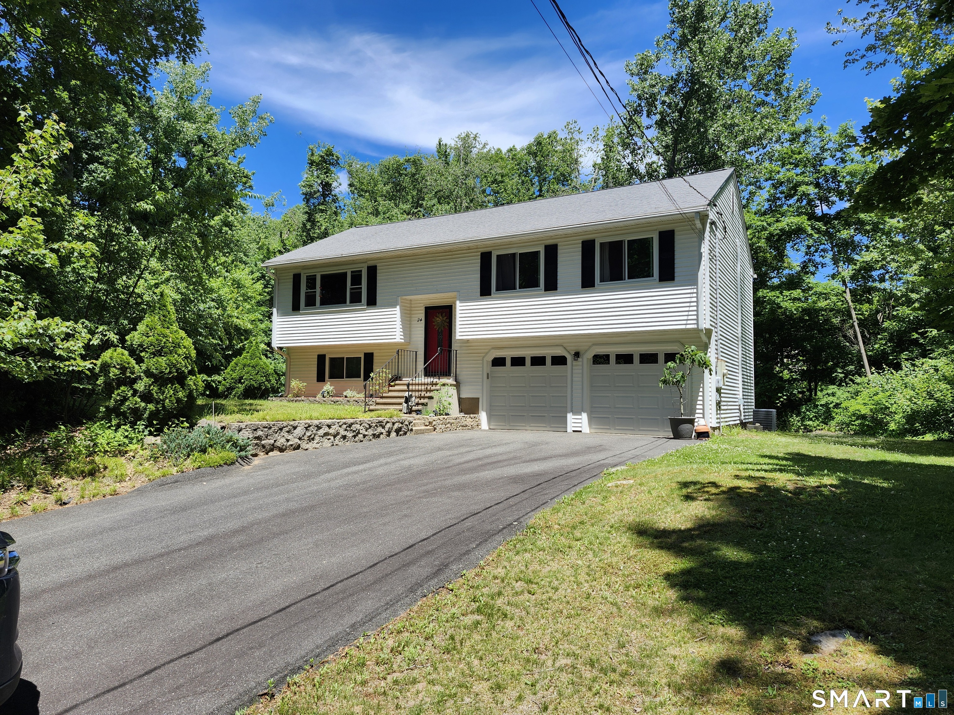 24 Midwood Avenue Wolcott CT 06716