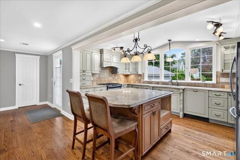 304 Davis Street Hamden CT 06517