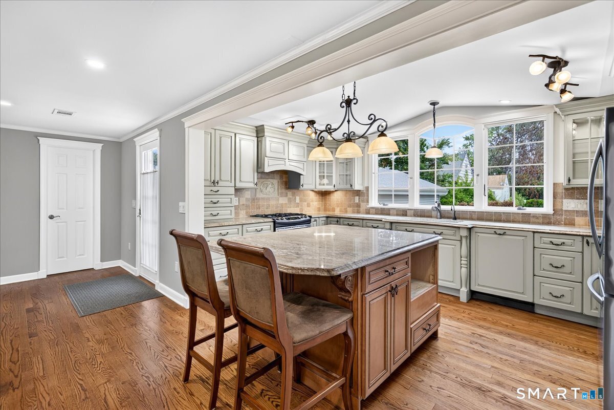 304 Davis Street Hamden CT 06517