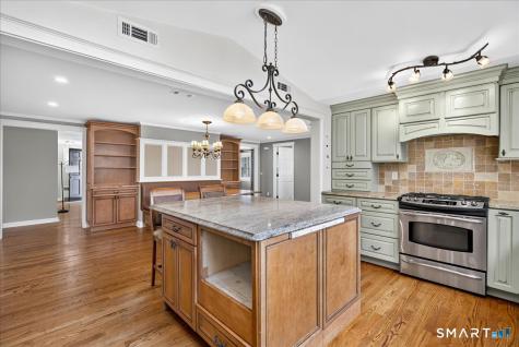 304 Davis Street Hamden CT 06517