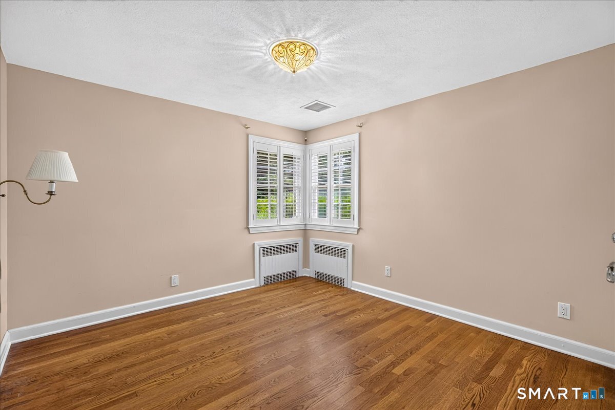 304 Davis Street Hamden CT 06517
