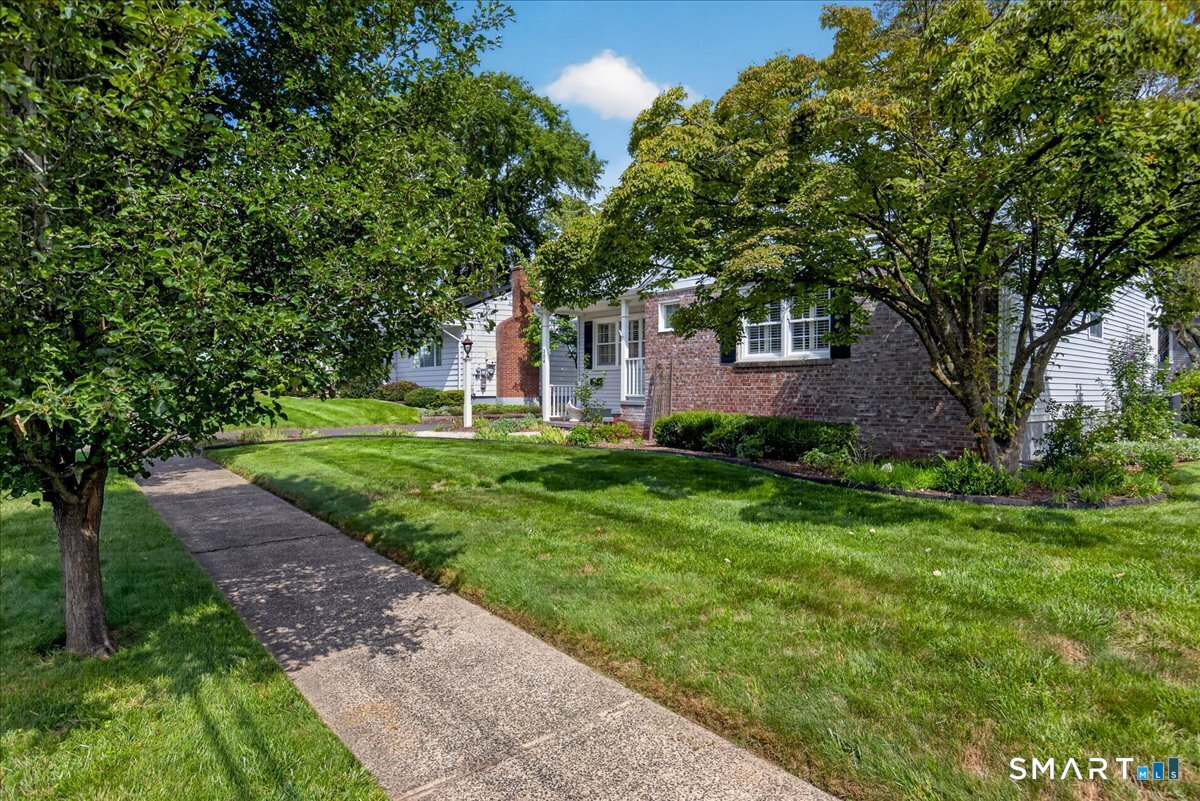 304 Davis Street Hamden CT 06517