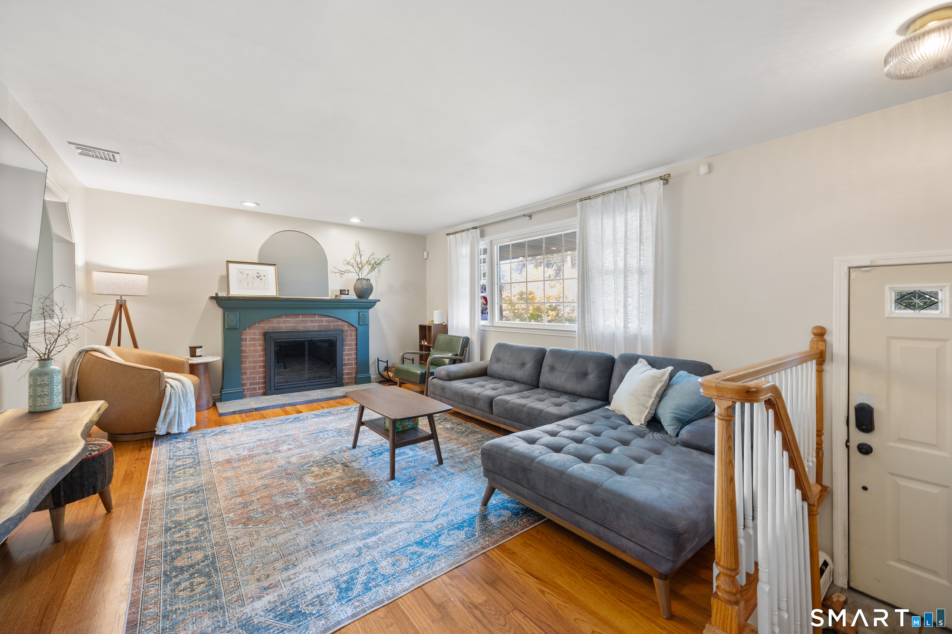 28 Fallon Drive North Haven CT 06473