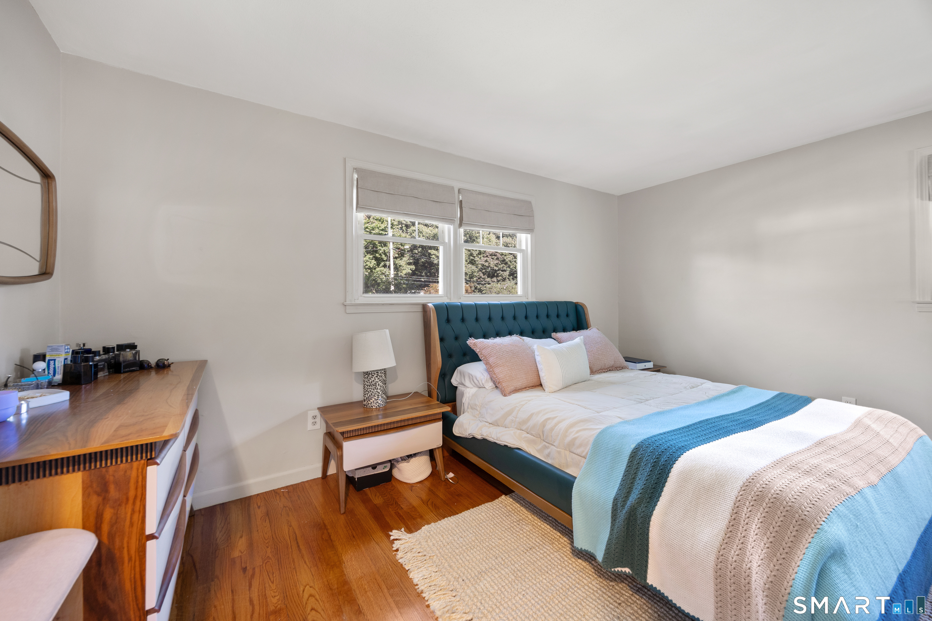 28 Fallon Drive North Haven CT 06473