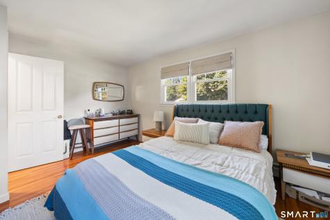28 Fallon Drive North Haven CT 06473
