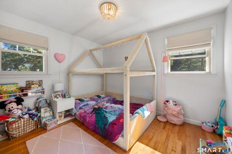 28 Fallon Drive North Haven CT 06473