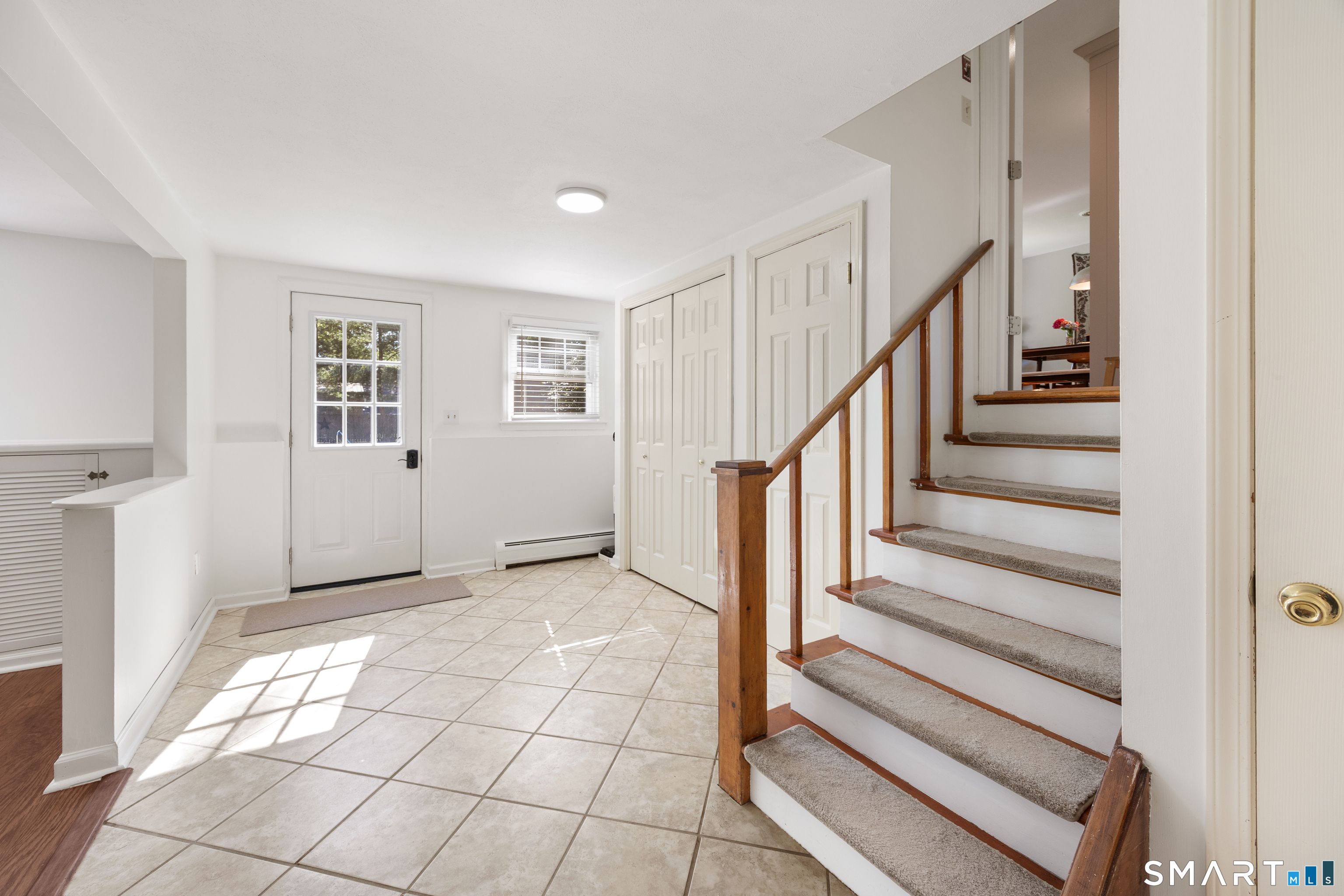 28 Fallon Drive North Haven CT 06473