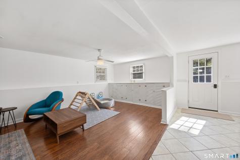 28 Fallon Drive North Haven CT 06473