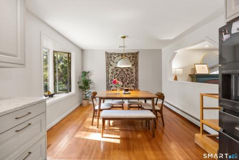 28 Fallon Drive North Haven CT 06473