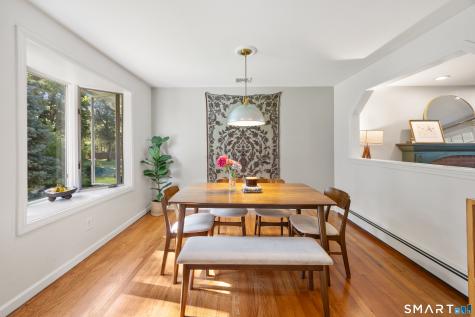 28 Fallon Drive North Haven CT 06473