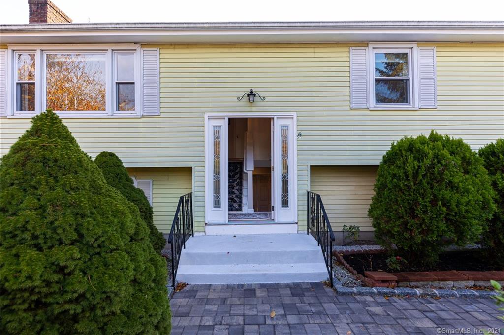 72 Richard Court Bristol CT 06010