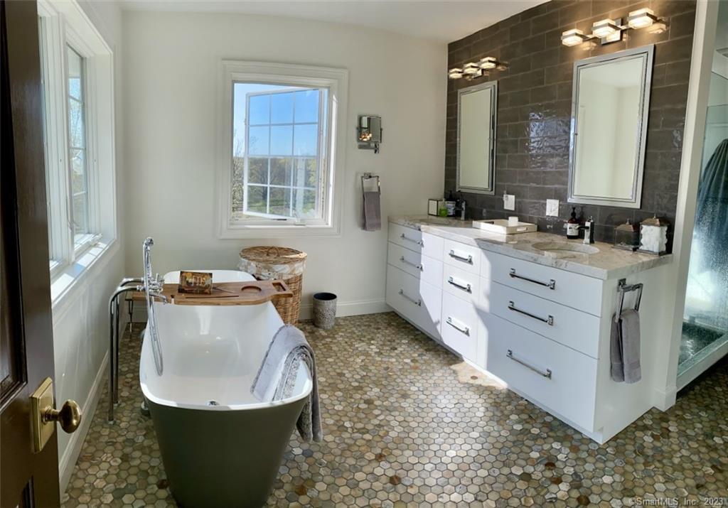 220 Painter Hill Road Roxbury CT 06783