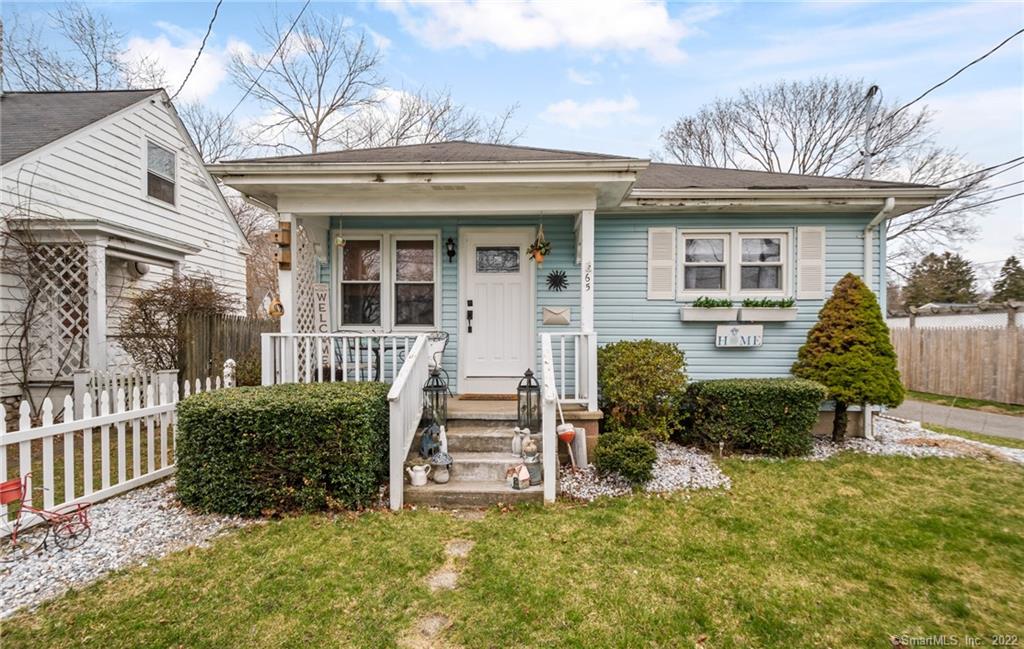 65 Commerce Street Clinton CT 06413