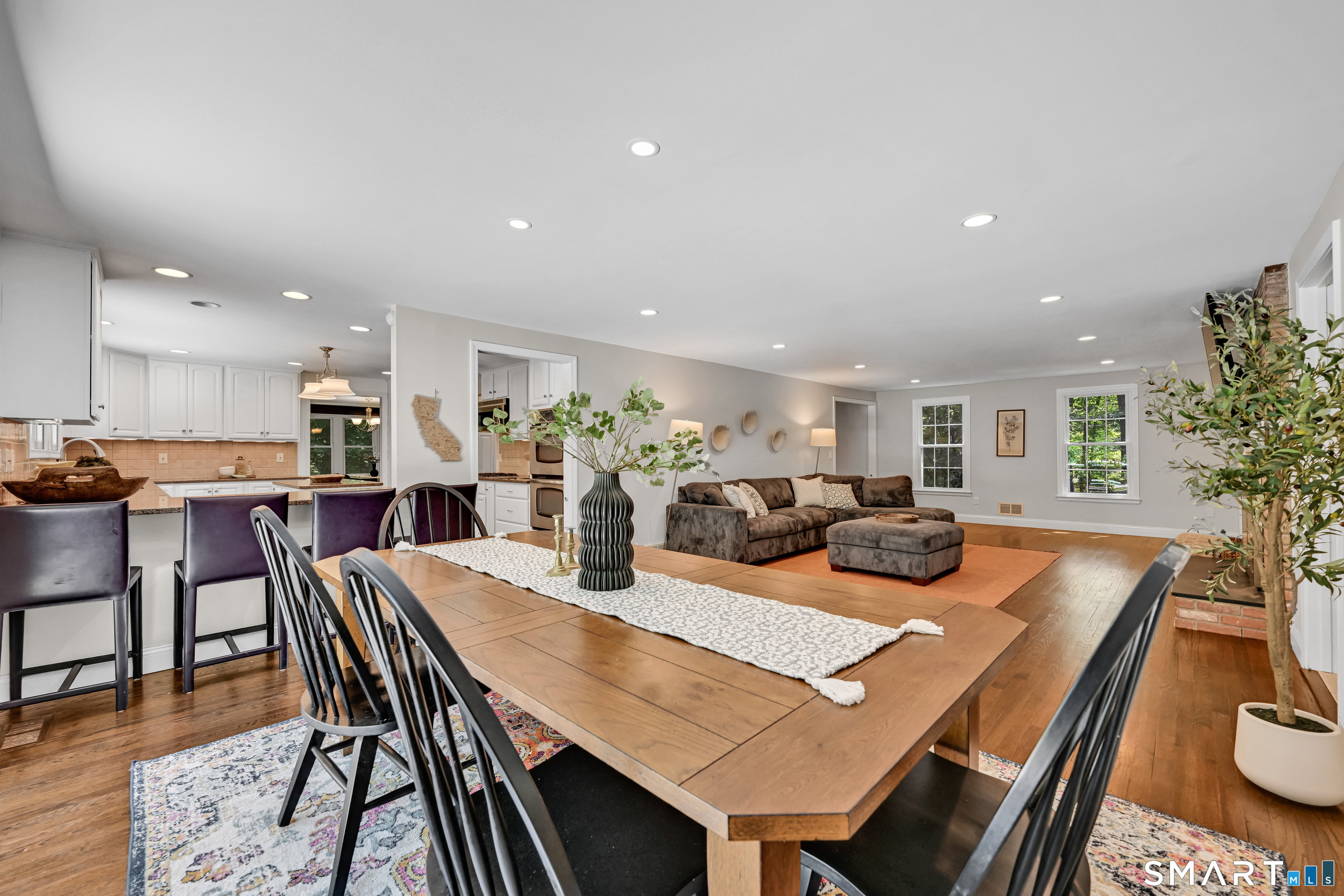 23 Peaslee Hill West Hartford CT 06117