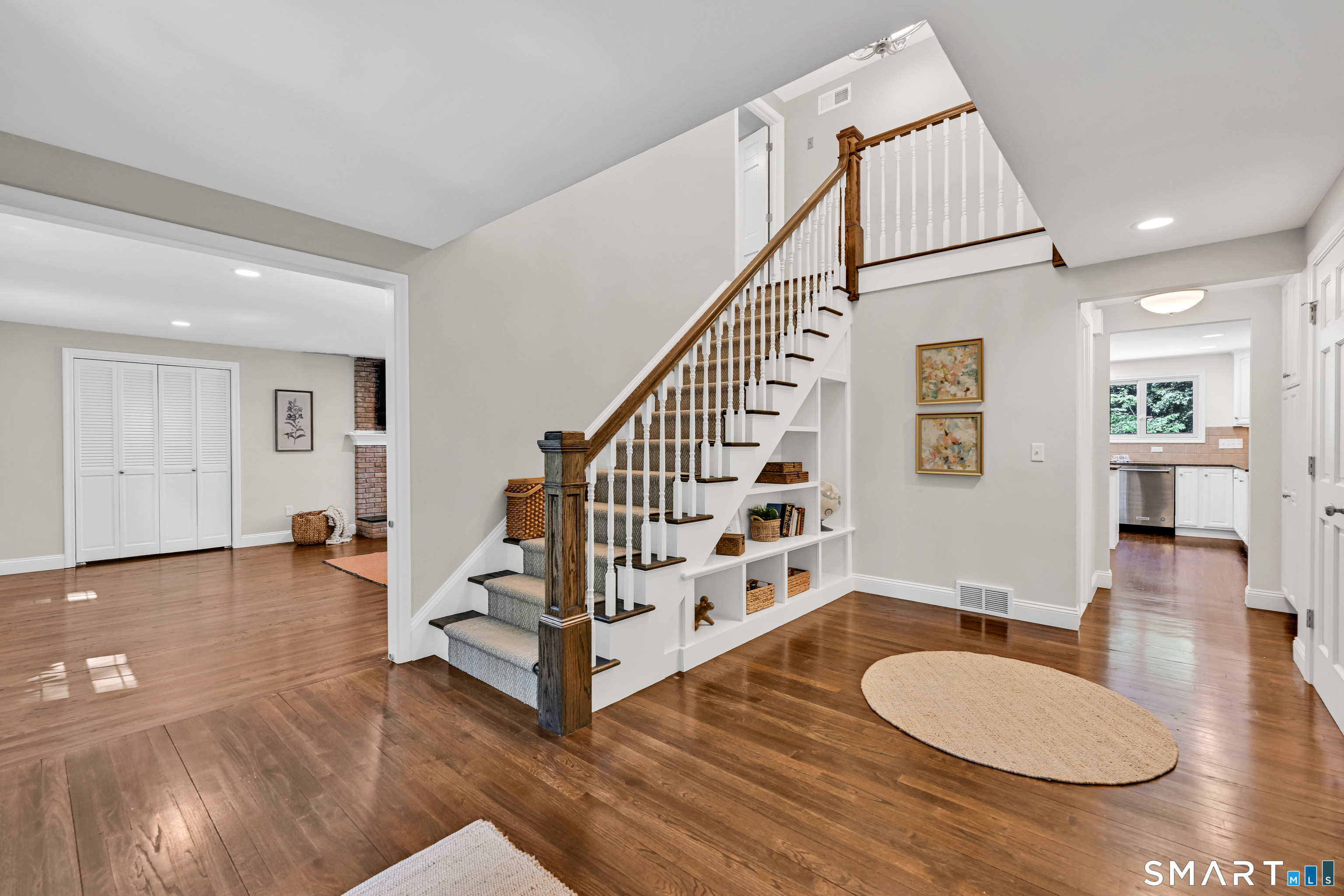 23 Peaslee Hill West Hartford CT 06117