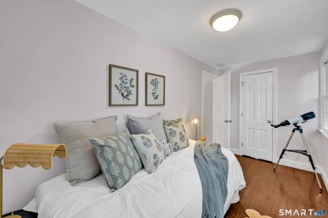23 Peaslee Hill West Hartford CT 06117