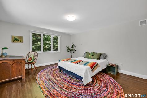 23 Peaslee Hill West Hartford CT 06117