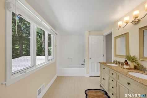 23 Peaslee Hill West Hartford CT 06117
