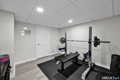 23 Peaslee Hill West Hartford CT 06117