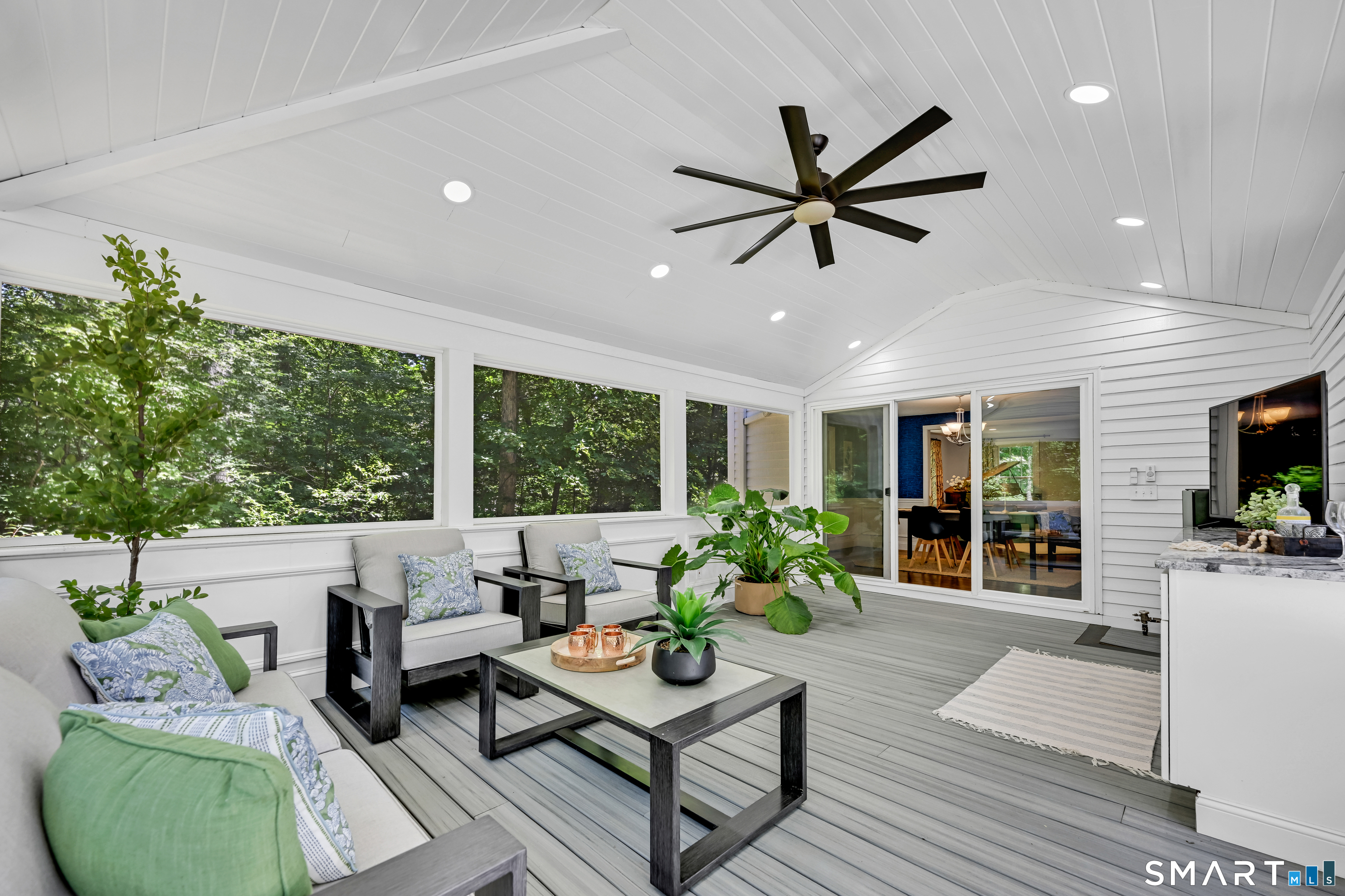 23 Peaslee Hill West Hartford CT 06117