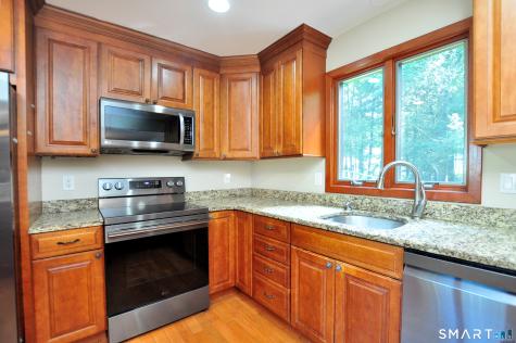 11 Fawn Drive Granby CT 06035