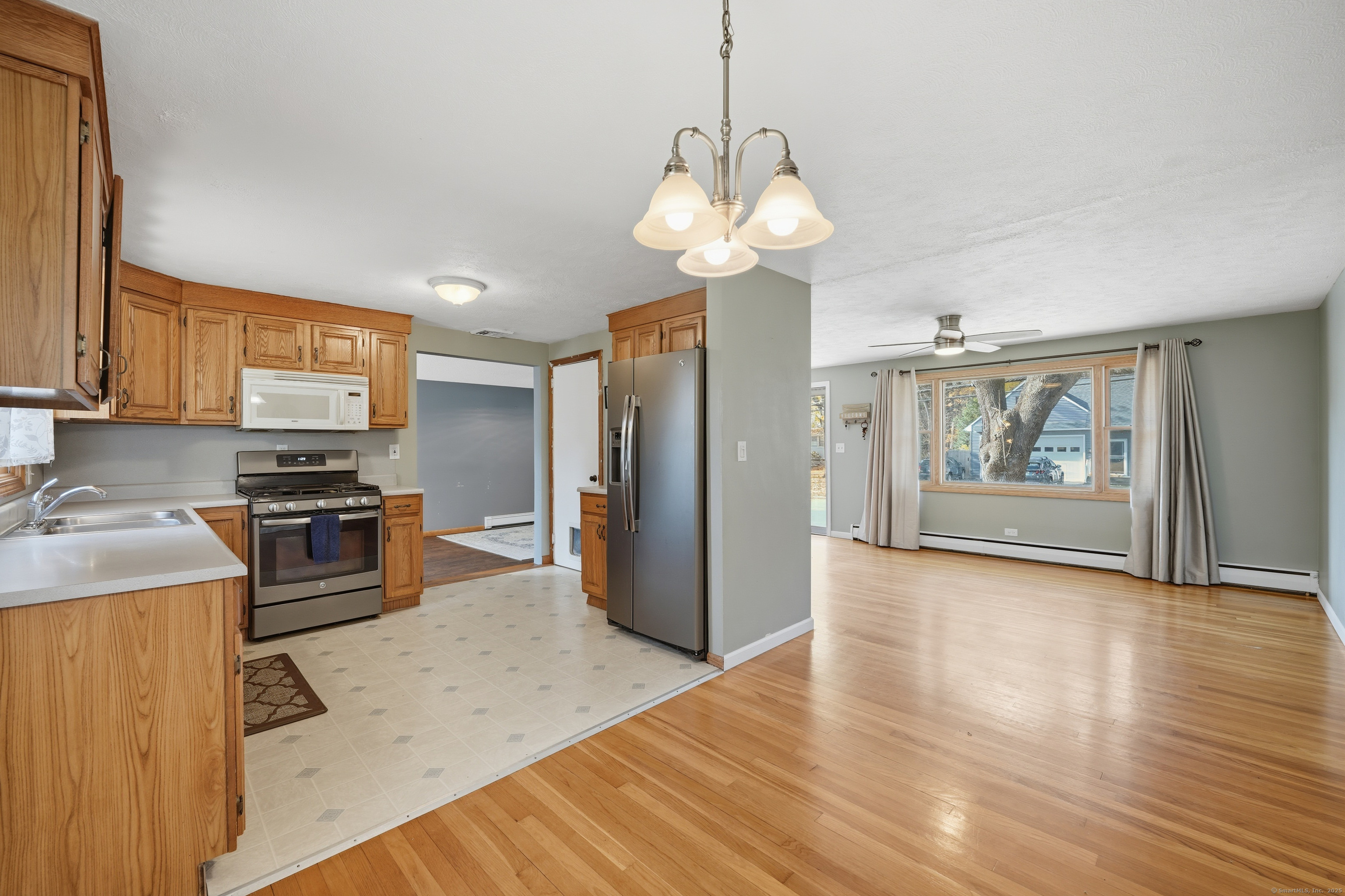 46 Beech Road Enfield CT 06082