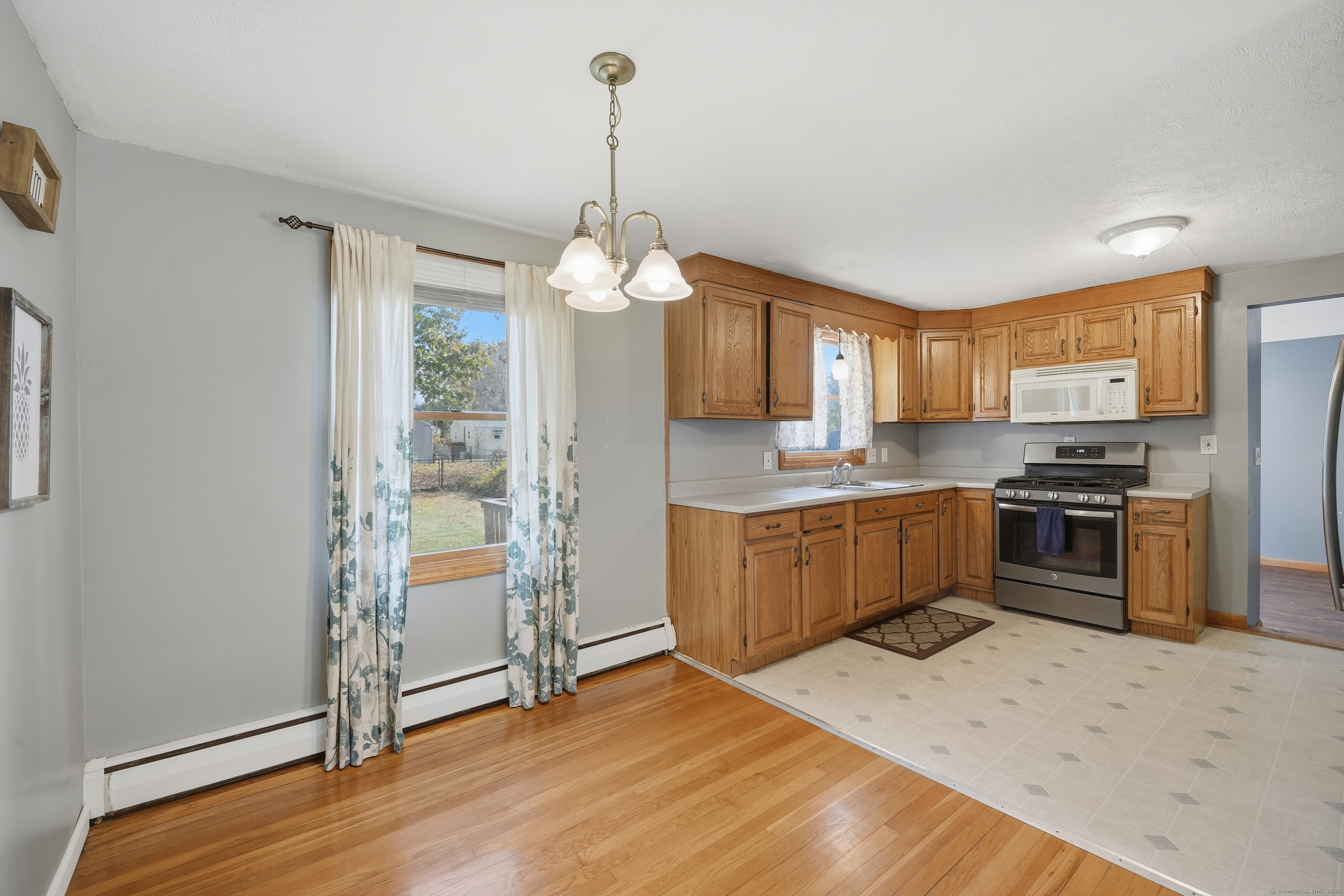 46 Beech Road Enfield CT 06082