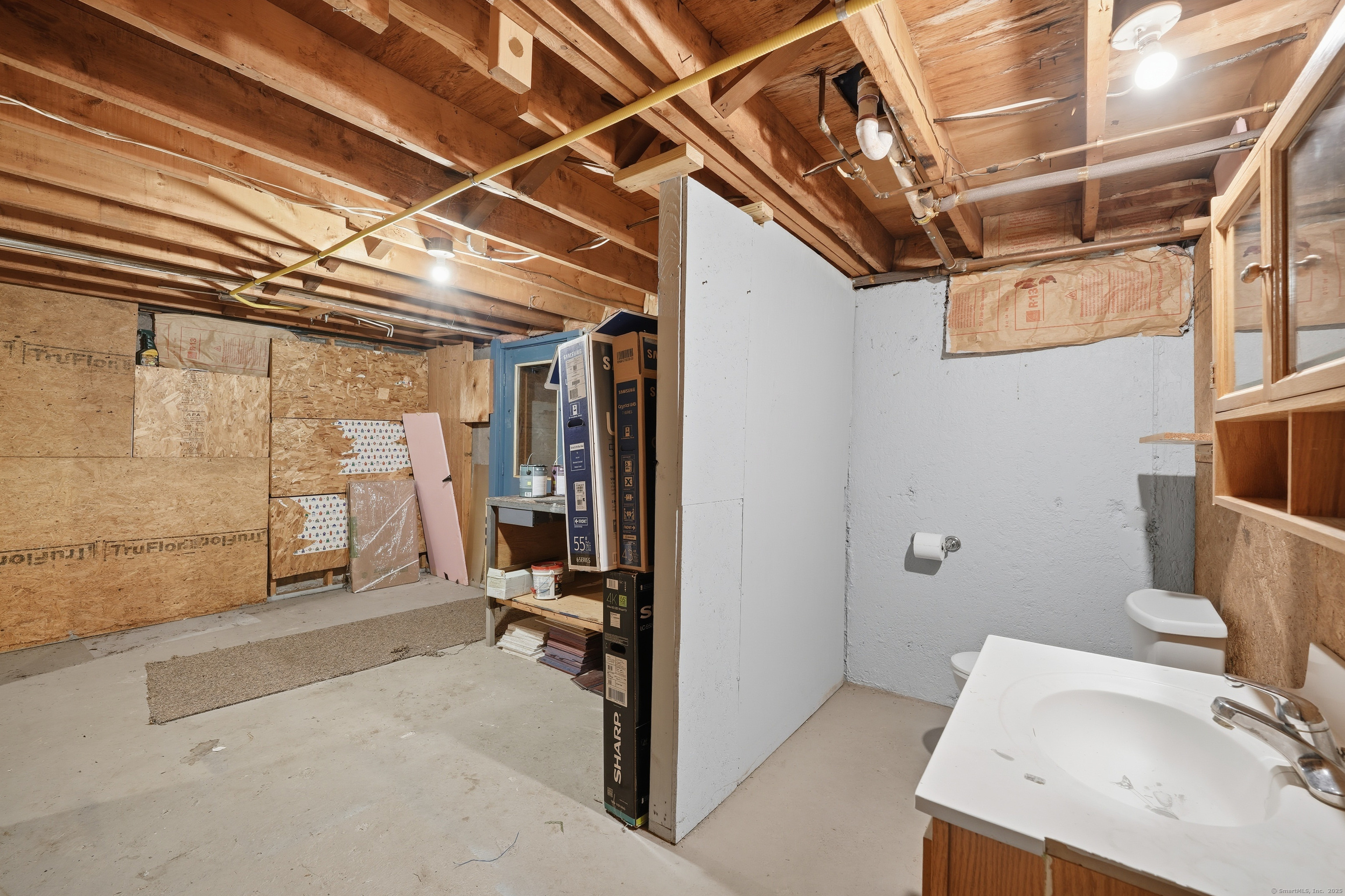 46 Beech Road Enfield CT 06082