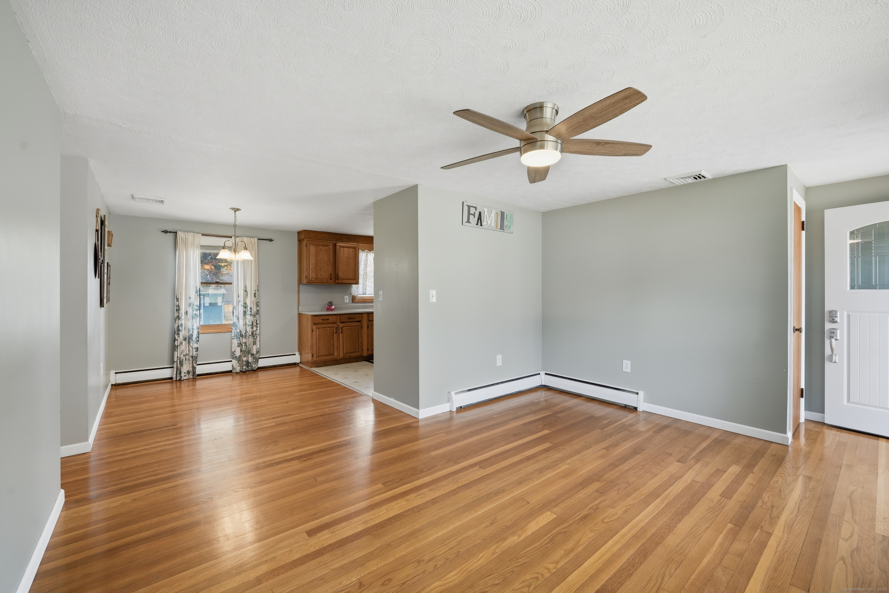 46 Beech Road Enfield CT 06082