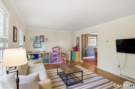 941 Nut Plains Road Guilford CT 06437