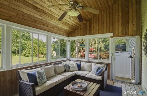 941 Nut Plains Road Guilford CT 06437