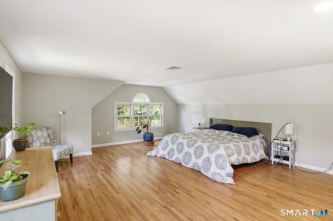 941 Nut Plains Road Guilford CT 06437