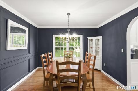 941 Nut Plains Road Guilford CT 06437