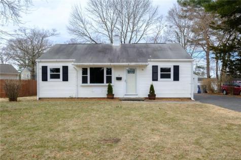 8 Pinecrest Drive Plainville CT 06062