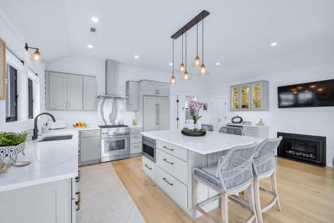 62 Cedar Island Avenue Clinton CT 06413