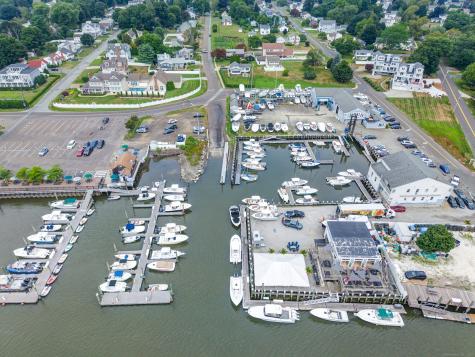 62 Cedar Island Avenue Clinton CT 06413