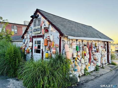 93 Pearl Street Groton CT 06340