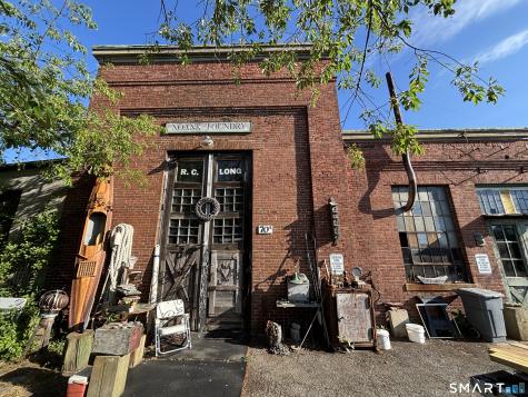 93 Pearl Street Groton CT 06340