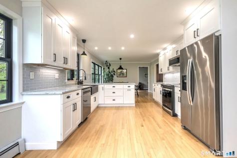 79 Meadow Wood Road Branford CT 06405