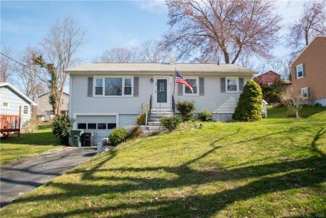 105 Midwood Road Milford CT 06460