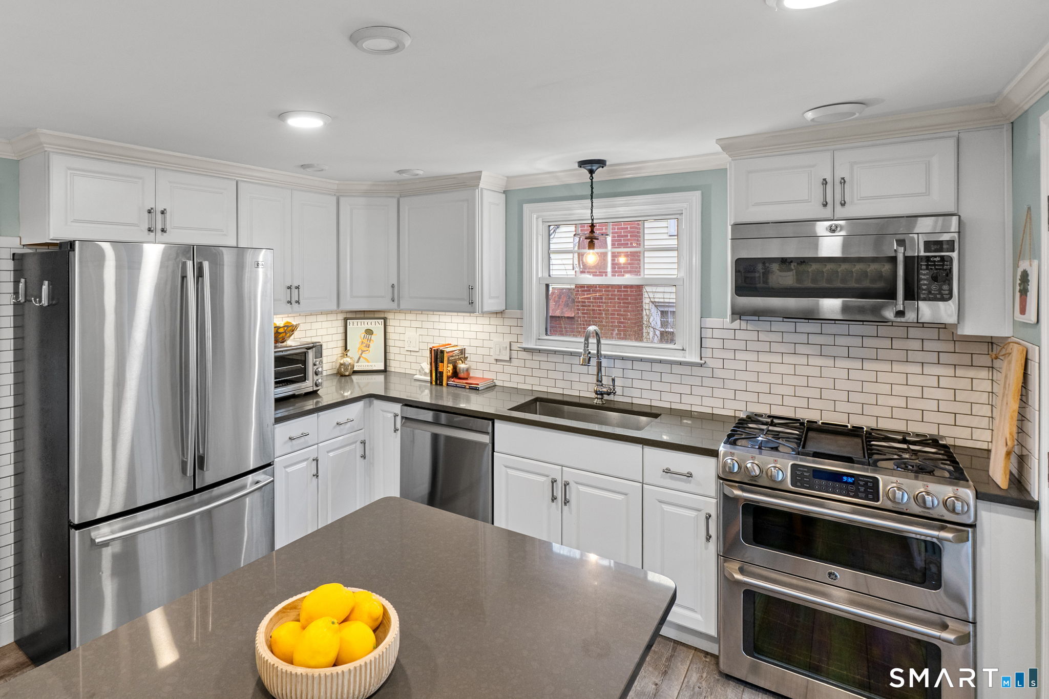 65 Edgemere Avenue West Hartford CT 06110
