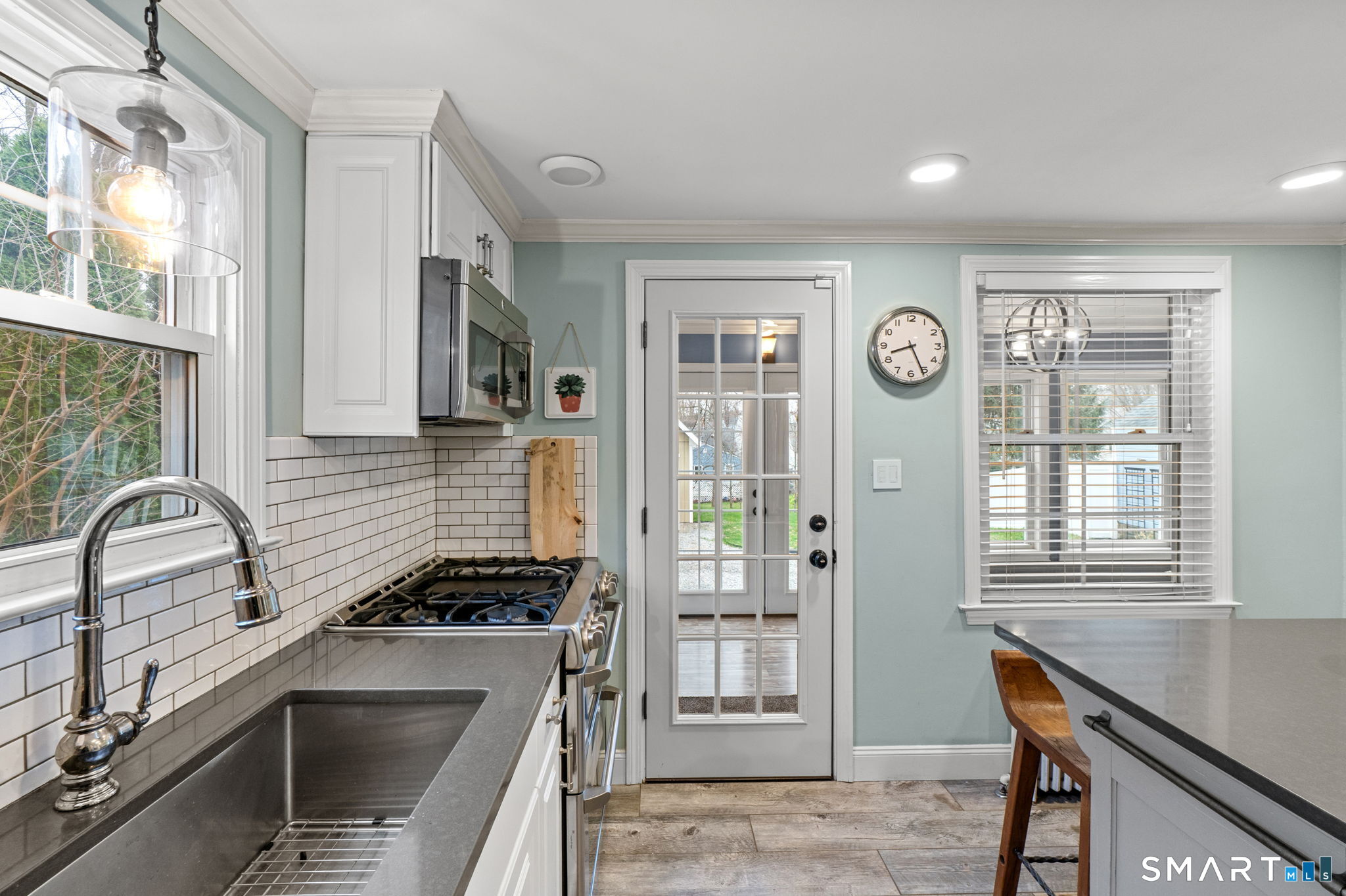 65 Edgemere Avenue West Hartford CT 06110