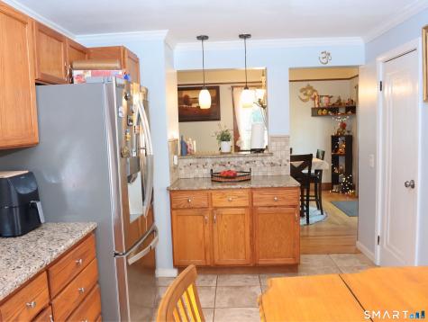 25 Quinnipiac Avenue North Haven CT 06473