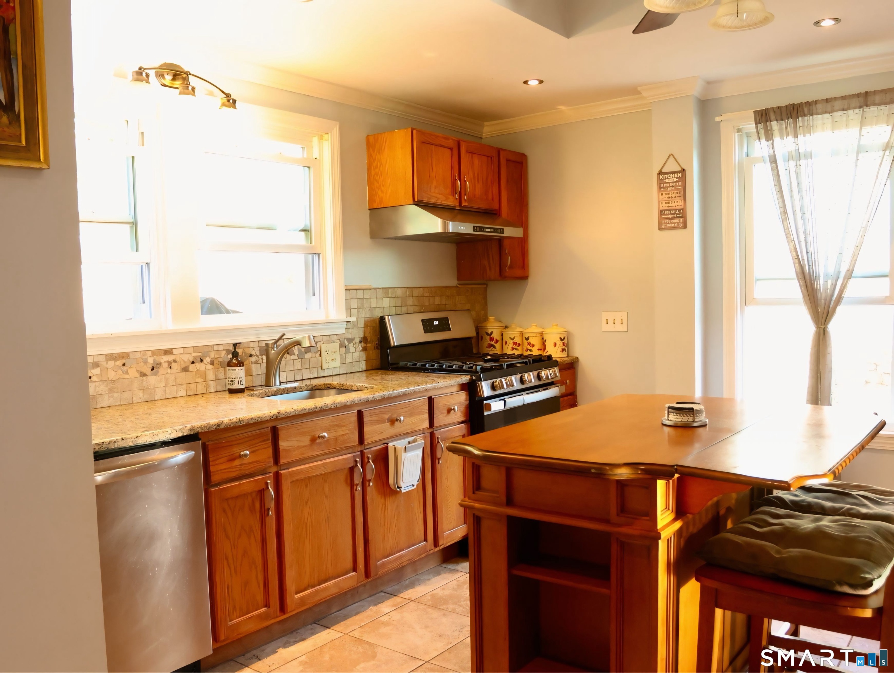 25 Quinnipiac Avenue North Haven CT 06473