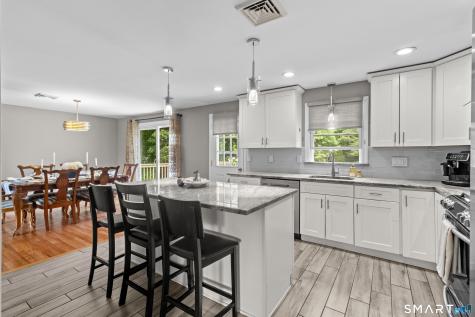 115 Craigemore Circle Avon CT 06001