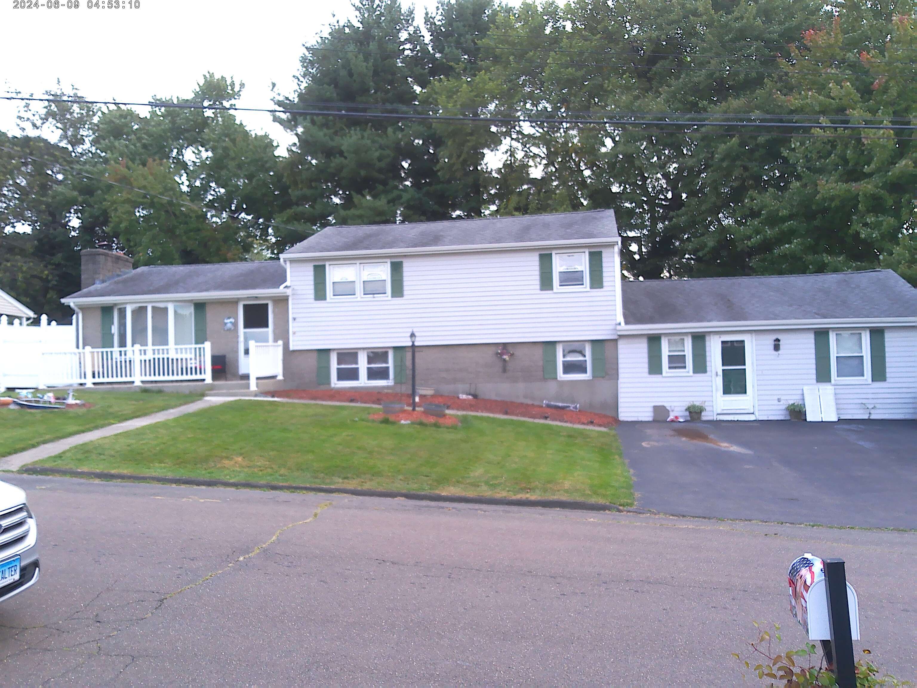 8 Bailey Drive West Haven CT 06516