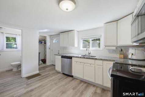 31 Ann Street East Haven CT 06512