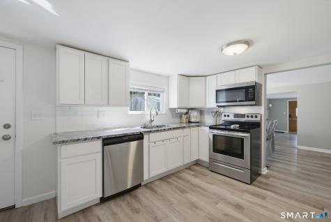 31 Ann Street East Haven CT 06512
